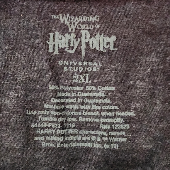 Universal Studios, Hogwarts Charcoal T-Shirt, Size 2XL - Picture 3 of 3